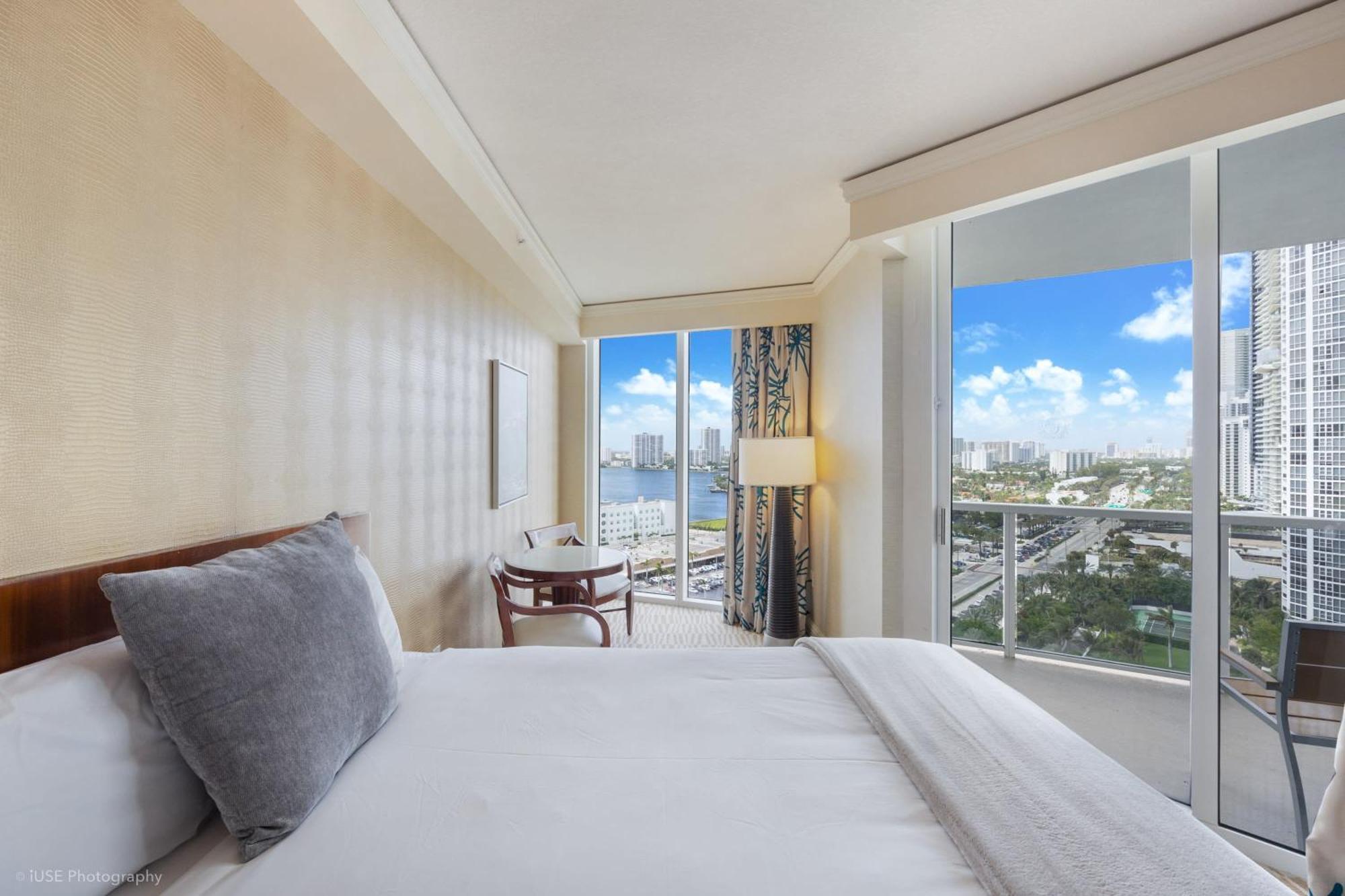 15Th Floor Luxury Suite At Trump Int Resort サニーアイルズビーチ エクステリア 写真